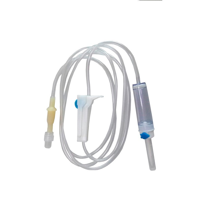 Sistema de administração de soros com filtro 15µm, rampe de precisão, ponto de injecção, luer lock m