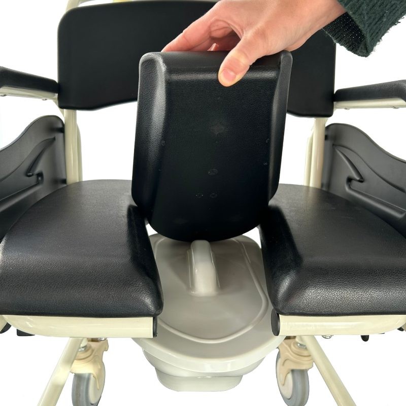 BIORT - Cadeira sanitária/banho, 4 rodas (2 c/ travão)